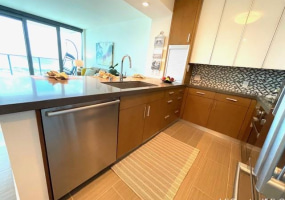 600 Ala Moana Boulevard,Honolulu,Hawaii,96813,1 Bedroom Bedrooms,1 BathroomBathrooms,Condo/Townhouse,Ala Moana,35,18231457