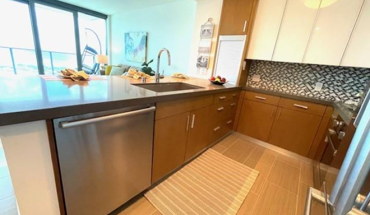 600 Ala Moana Boulevard,Honolulu,Hawaii,96813,1 Bedroom Bedrooms,1 BathroomBathrooms,Condo/Townhouse,Ala Moana,35,18231457
