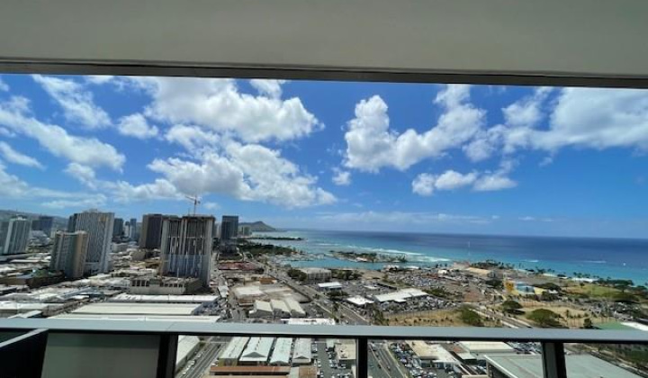 600 Ala Moana Boulevard,Honolulu,Hawaii,96813,1 Bedroom Bedrooms,1 BathroomBathrooms,Condo/Townhouse,Ala Moana,35,18231457