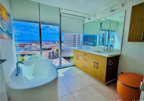 629 Keeaumoku Street,Honolulu,Hawaii,96814,3 ベッドルーム ベッドルーム,2 バスルームバスルーム,コンド / タウンハウス,Keeaumoku,12,18694274