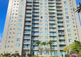 215 King Street,Honolulu,Hawaii,96817,1 ベッドルーム ベッドルーム,1 バスルームバスルーム,コンド / タウンハウス,King,16,18232677
