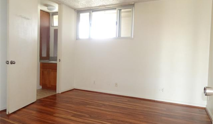 2916 Date Street,Honolulu,Hawaii,96816,2 Bedrooms Bedrooms,2 BathroomsBathrooms,Condo/Townhouse,Date,17,18232692