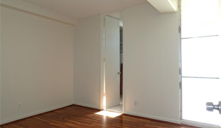 2916 Date Street,Honolulu,Hawaii,96816,2 Bedrooms Bedrooms,2 BathroomsBathrooms,Condo/Townhouse,Date,17,18232692