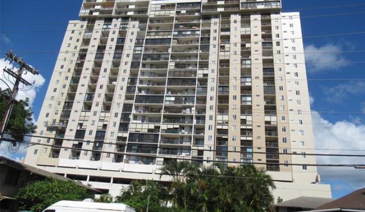 2916 Date Street,Honolulu,Hawaii,96816,2 Bedrooms Bedrooms,2 BathroomsBathrooms,Condo/Townhouse,Date,17,18232692