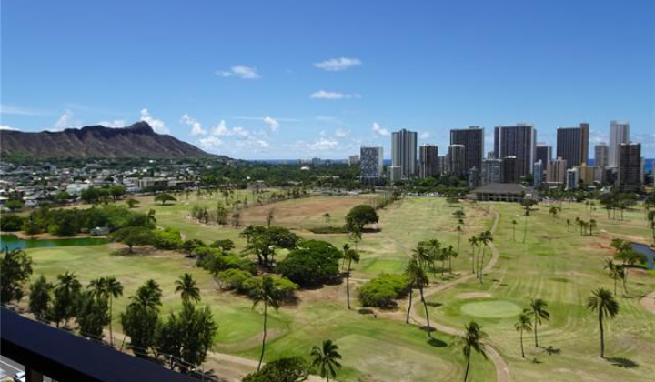 2916 Date Street,Honolulu,Hawaii,96816,2 Bedrooms Bedrooms,2 BathroomsBathrooms,Condo/Townhouse,Date,17,18232692