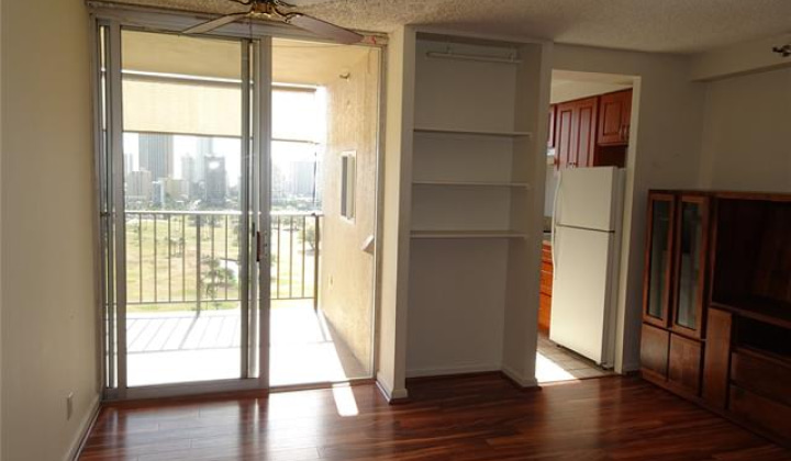 2916 Date Street,Honolulu,Hawaii,96816,2 Bedrooms Bedrooms,2 BathroomsBathrooms,Condo/Townhouse,Date,17,18232692