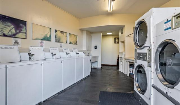 750 Amana Street,Honolulu,Hawaii,96814,1 BathroomBathrooms,Condo/Townhouse,Amana,10,18232962