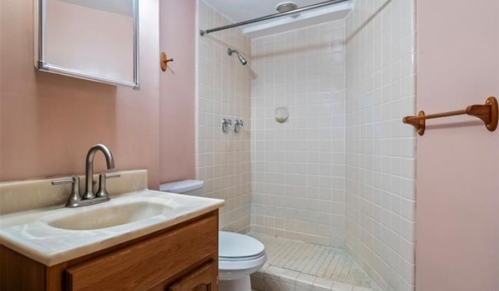 750 Amana Street,Honolulu,Hawaii,96814,1 BathroomBathrooms,Condo/Townhouse,Amana,10,18232962