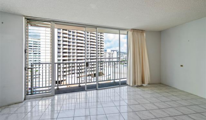 750 Amana Street,Honolulu,Hawaii,96814,1 BathroomBathrooms,Condo/Townhouse,Amana,10,18232962