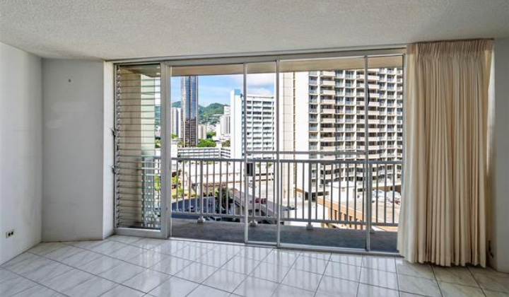 750 Amana Street,Honolulu,Hawaii,96814,1 BathroomBathrooms,Condo/Townhouse,Amana,10,18232962