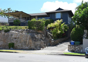 676 Elepaio Street,Honolulu,Hawaii,96816,3 Bedrooms Bedrooms,3 BathroomsBathrooms,Single family,Elepaio,18233204