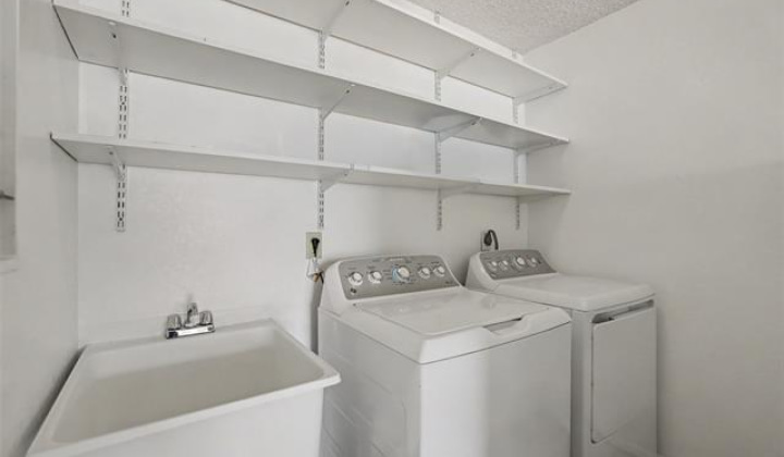 1402 Ohina Place,Honolulu,Hawaii,96825,3 ベッドルーム ベッドルーム,2 バスルームバスルーム,一戸建て,Ohina,19401409
