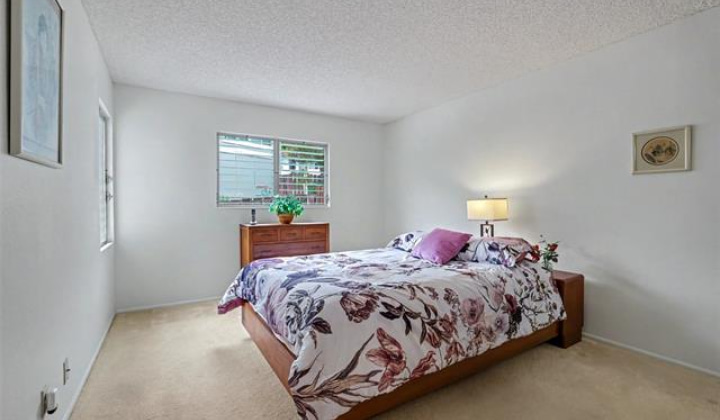 1402 Ohina Place,Honolulu,Hawaii,96825,3 ベッドルーム ベッドルーム,2 バスルームバスルーム,一戸建て,Ohina,19401409