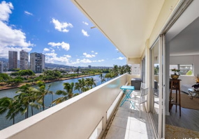 2085 Ala Wai Boulevard,Honolulu,Hawaii,96815,2 ベッドルーム ベッドルーム,1 バスルームバスルーム,コンド / タウンハウス,Ala Wai,7,18245263