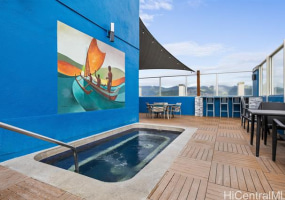 2427 Kuhio Avenue,Honolulu,Hawaii,96815,1 Bedroom Bedrooms,1 BathroomBathrooms,Condo/Townhouse,Kuhio,14,18698491