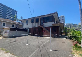 914 Kinau Street,Honolulu,Hawaii,96814,4 Bedrooms Bedrooms,4 BathroomsBathrooms,Single family,Kinau,18246078