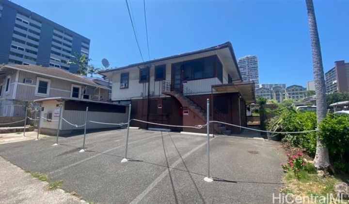 914 Kinau Street,Honolulu,Hawaii,96814,4 Bedrooms Bedrooms,4 BathroomsBathrooms,Single family,Kinau,18246078