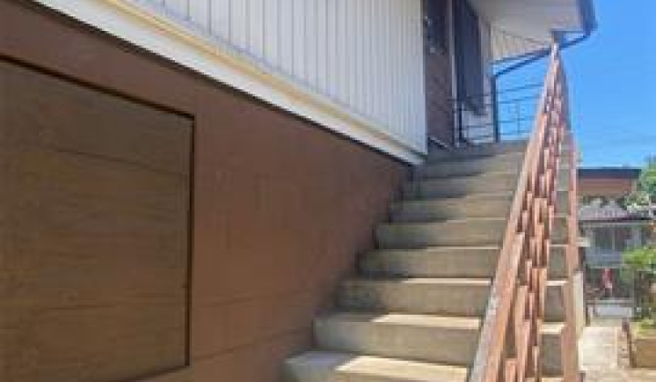 914 Kinau Street,Honolulu,Hawaii,96814,4 Bedrooms Bedrooms,4 BathroomsBathrooms,Single family,Kinau,18246078