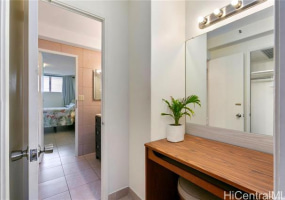 1684 Ala Moana Boulevard,Honolulu,Hawaii,96815,2 Bedrooms Bedrooms,1 BathroomBathrooms,Condo/Townhouse,Ala Moana,3,18246129