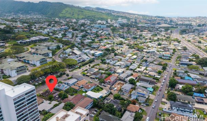 1817 Wilder Avenue,Honolulu,Hawaii,96822,3 Bedrooms Bedrooms,2 BathroomsBathrooms,Single family,Wilder,19408191