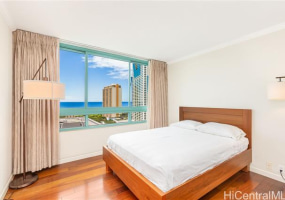 1341 Kapiolani Boulevard,Honolulu,Hawaii,96814,2 Bedrooms Bedrooms,2 BathroomsBathrooms,Condo/Townhouse,Kapiolani,21,18246289