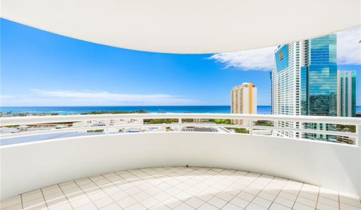 1341 Kapiolani Boulevard,Honolulu,Hawaii,96814,2 Bedrooms Bedrooms,2 BathroomsBathrooms,Condo/Townhouse,Kapiolani,21,18246289