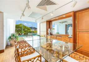 1341 Kapiolani Boulevard,Honolulu,Hawaii,96814,2 Bedrooms Bedrooms,2 BathroomsBathrooms,Condo/Townhouse,Kapiolani,21,18246289