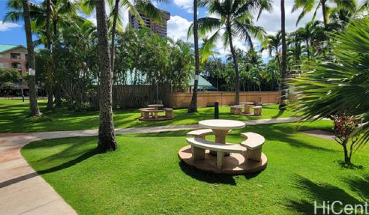 3075 Ala Poha Place,Honolulu,Hawaii,96818,2 Bedrooms Bedrooms,2 BathroomsBathrooms,Condo/Townhouse,Ala Poha,10,19408244