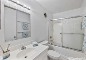 1634 Nuuanu Avenue,Honolulu,Hawaii,96817,2 ベッドルーム ベッドルーム,2 バスルームバスルーム,コンド / タウンハウス,Nuuanu,4,18246298