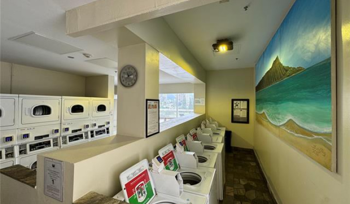 445 Seaside Avenue,Honolulu,Hawaii,96815,1 バスルームバスルーム,コンド / タウンハウス,Seaside,32,18700470