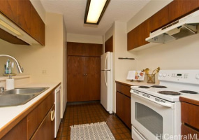 583 Kamoku Street,Honolulu,Hawaii,96826,1 ベッドルーム ベッドルーム,1 バスルームバスルーム,コンド / タウンハウス,Kamoku,19,18247148