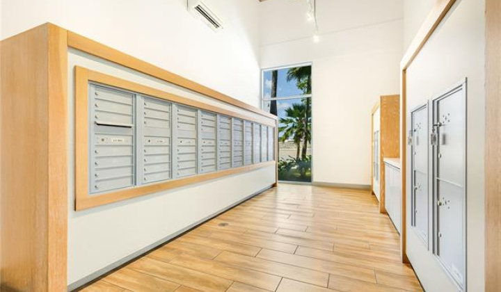 610 Ala Moana Boulevard,Honolulu,Hawaii,96813,1 BathroomBathrooms,Condo/Townhouse,Ala Moana,4,18247158