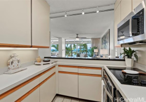 2877 Kalakaua Avenue,Honolulu,Hawaii,96815,2 ベッドルーム ベッドルーム,2 バスルームバスルーム,コンド / タウンハウス,Kalakaua,3,18247492
