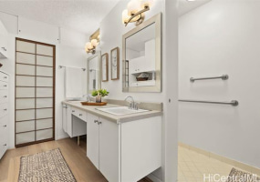 2877 Kalakaua Avenue,Honolulu,Hawaii,96815,2 ベッドルーム ベッドルーム,2 バスルームバスルーム,コンド / タウンハウス,Kalakaua,3,18247492