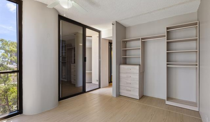 60 Beretania Street,Honolulu,Hawaii,96817,1 Bedroom Bedrooms,1 BathroomBathrooms,Condo/Townhouse,Beretania,1,19410170
