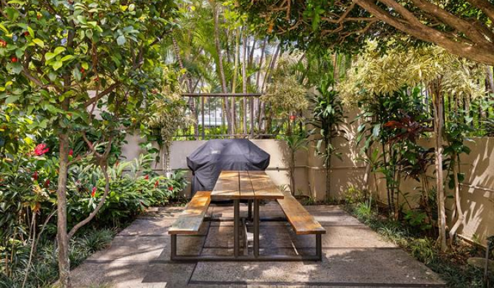 60 Beretania Street,Honolulu,Hawaii,96817,1 Bedroom Bedrooms,1 BathroomBathrooms,Condo/Townhouse,Beretania,1,19410170
