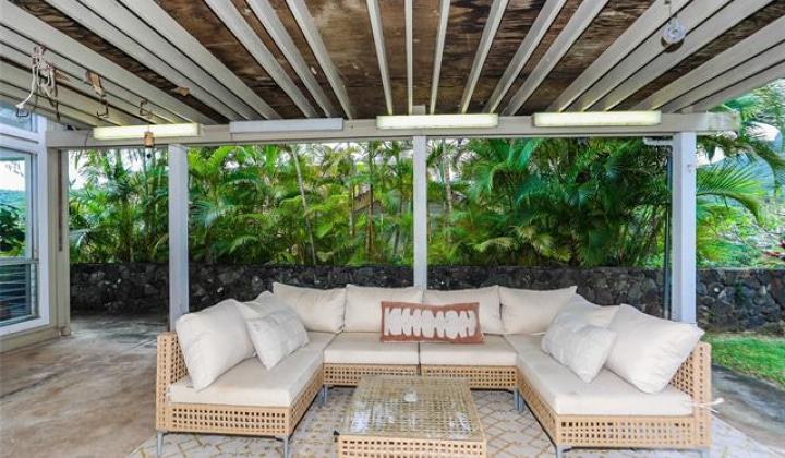 1614 Paukiki Street,Kailua,Hawaii,96734,5 ベッドルーム ベッドルーム,3 バスルームバスルーム,一戸建て,Paukiki,19410196