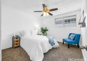 1145 Davenport Street,Honolulu,Hawaii,96822,2 Bedrooms Bedrooms,1 BathroomBathrooms,Condo/Townhouse,Davenport,3,18247782