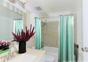 1777 Ala Moana Boulevard,Honolulu,Hawaii,96815,1 Bedroom Bedrooms,1 BathroomBathrooms,Condo/Townhouse,Ala Moana,24,17782842