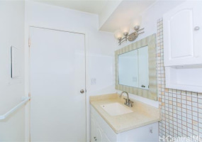 1777 Ala Moana Boulevard,Honolulu,Hawaii,96815,1 Bedroom Bedrooms,1 BathroomBathrooms,Condo/Townhouse,Ala Moana,24,17782842