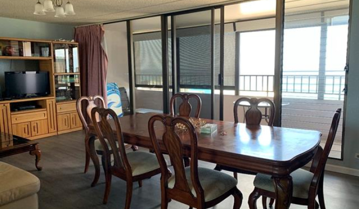 2240 Kuhio Avenue,Honolulu,Hawaii,96815,2 ベッドルーム ベッドルーム,2 バスルームバスルーム,コンド / タウンハウス,Kuhio,32,18701678