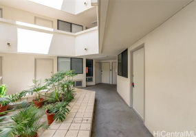 2860 Waialae Avenue,Honolulu,Hawaii,96826,1 ベッドルーム ベッドルーム,1 バスルームバスルーム,コンド / タウンハウス,Waialae,1,18248176