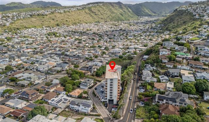3350 Sierra Drive,Honolulu,Hawaii,96816,3 ベッドルーム ベッドルーム,2 バスルームバスルーム,コンド / タウンハウス,Sierra,6,18701913