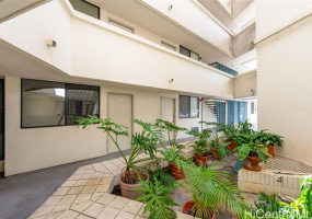 2860 Waialae Avenue,Honolulu,Hawaii,96826,1 ベッドルーム ベッドルーム,1 バスルームバスルーム,コンド / タウンハウス,Waialae,1,18248176