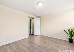 2860 Waialae Avenue,Honolulu,Hawaii,96826,1 ベッドルーム ベッドルーム,1 バスルームバスルーム,コンド / タウンハウス,Waialae,1,18248176