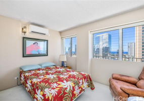 818 King Street,Honolulu,Hawaii,96813,3 ベッドルーム ベッドルーム,2 バスルームバスルーム,コンド / タウンハウス,King,21,18248475