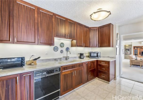 818 King Street,Honolulu,Hawaii,96813,3 ベッドルーム ベッドルーム,2 バスルームバスルーム,コンド / タウンハウス,King,21,18248475