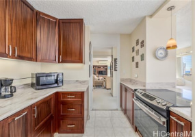 818 King Street,Honolulu,Hawaii,96813,3 ベッドルーム ベッドルーム,2 バスルームバスルーム,コンド / タウンハウス,King,21,18248475