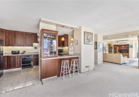818 King Street,Honolulu,Hawaii,96813,3 ベッドルーム ベッドルーム,2 バスルームバスルーム,コンド / タウンハウス,King,21,18248475