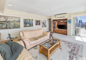 818 King Street,Honolulu,Hawaii,96813,3 ベッドルーム ベッドルーム,2 バスルームバスルーム,コンド / タウンハウス,King,21,18248475